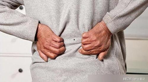 吃瓜中毒的父子视频,一场意外的健康警示